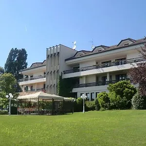 hotel-bellavista-montebelluna.hotelinveneto.com/