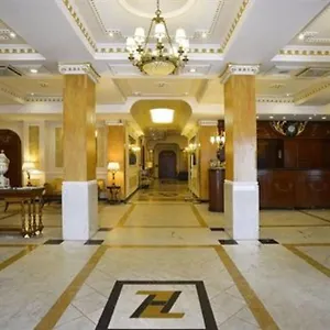 מלון Zanhotel Europa
