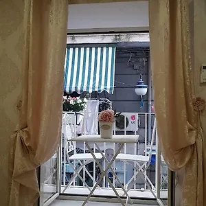 Melissa A Toledo 2 Nocleg ze śniadaniem Neapol